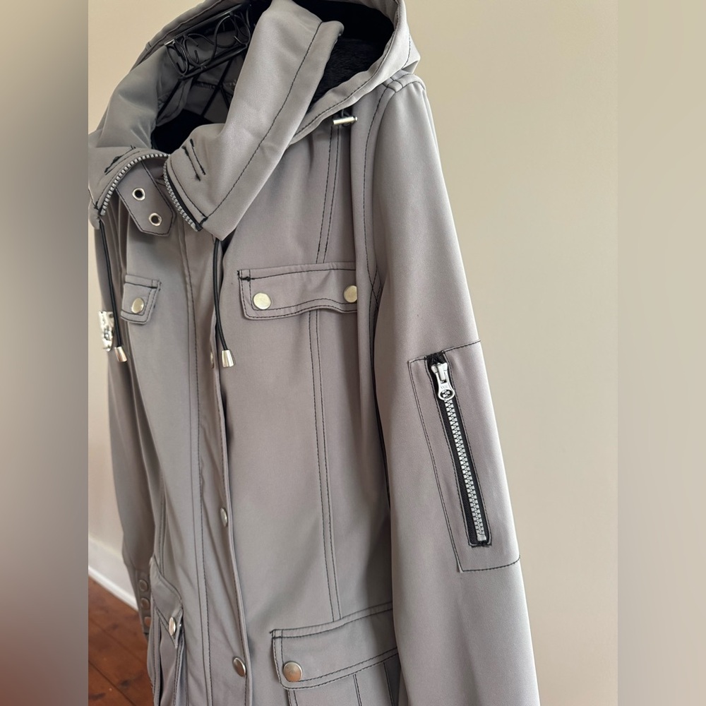 Goode Rider equestrian jacket - Picture 3 of 9